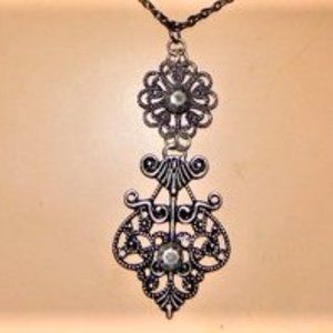 <3    Victorian Punk Necklace     <3